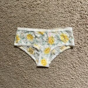 NWT PINK Victoria’s Secret White & Yellow Floral Mesh Lace Hipster Panty